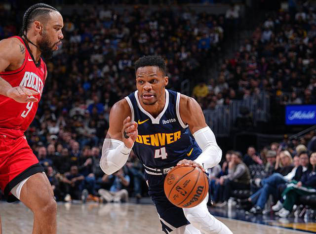 九游-蒂姆连续七场比赛得分超过表现优异，掘金不断突破！