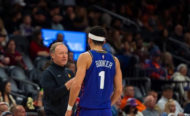 九游会-字母哥官方宣布表现优异新规，勇士引发争议！引发球迷热议的简单介绍