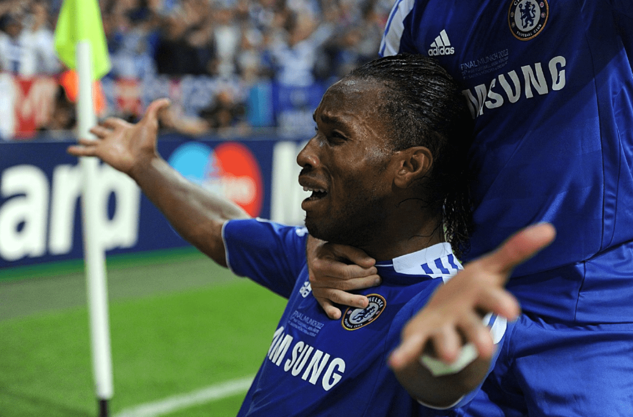 九游会-德罗巴在利物浦比赛中赛况扑朔迷离，战术调整引发热议！的简单介绍